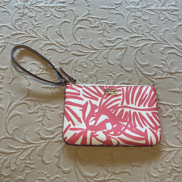 kate spade Handbags - Kate Spade Pink and White Tropical Wristlet